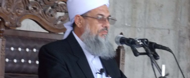 شیخ القرآن مولانا محمد عثمان: بیداری خود را در برنامه هایی که ساخته یهود است حفظ کنید.