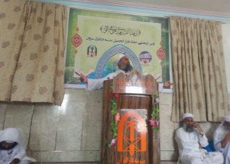 اولین گردهمایی حفاظ فارغ التحصیل مدرسه دینی دارالقرآن سراوان برگزار گردید.