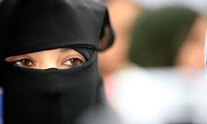 یکی از احزاب آلمان خواستار منع اذان و حجاب اسلامی شد